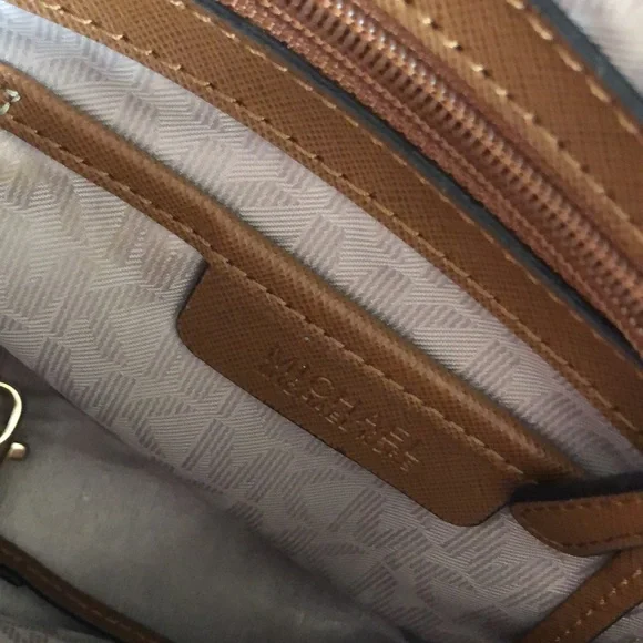 Michael Michael Kors Logo Print Shoulder Bag Creme and Brown - Picture 11 of 13